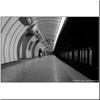 1983-01-19~ U1 Suedtirolerplatz.jpg